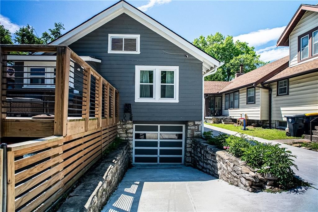 6135 HOLMES Street — photo 24