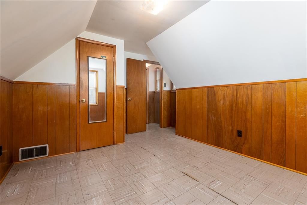 725 Ley Street — photo 19