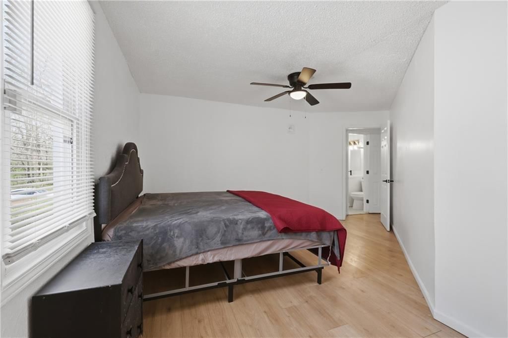 4319 E 56 Street — photo 18