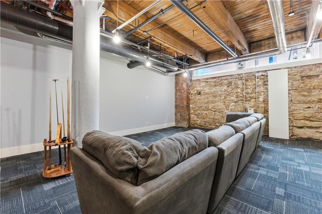 Photo 33 of 41 - 308 W 8th Street #712, Kansas City, MO 64105