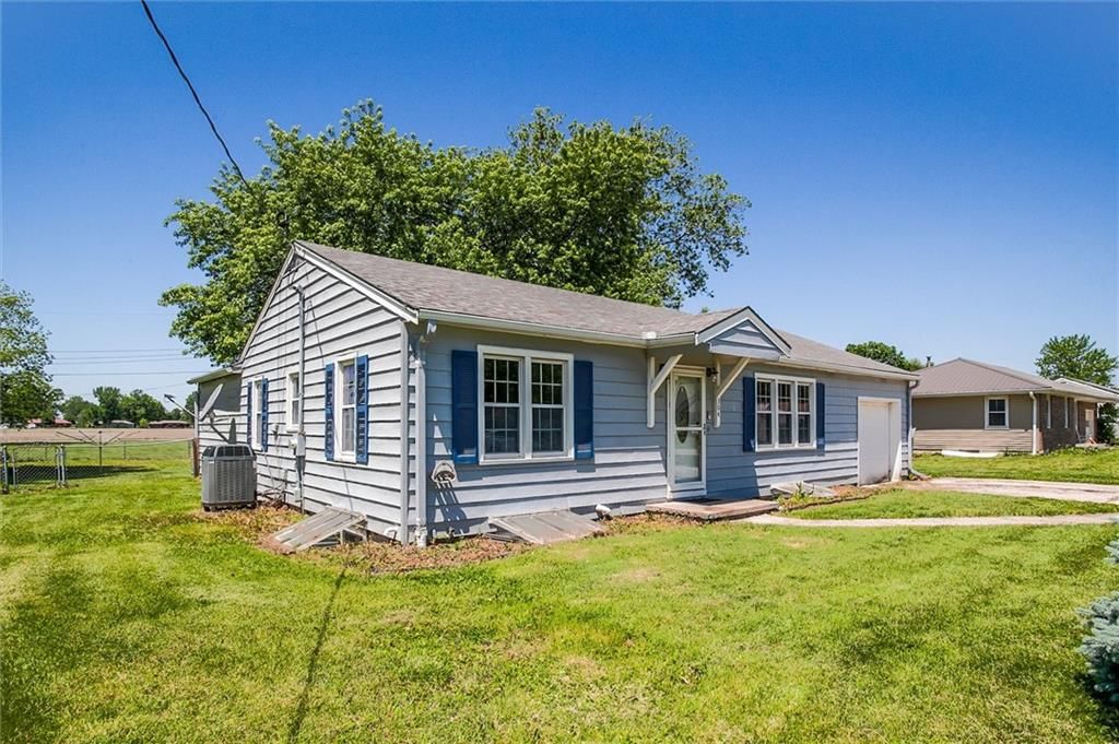 304 Floyd Road — photo 3