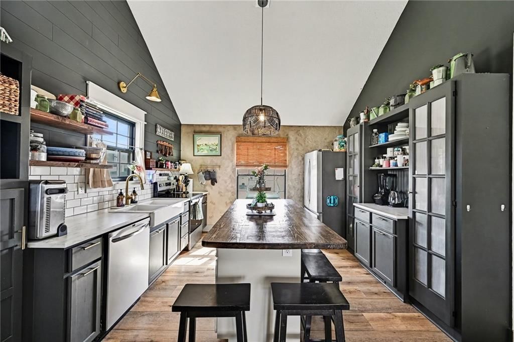 608 Castile Street — photo 9