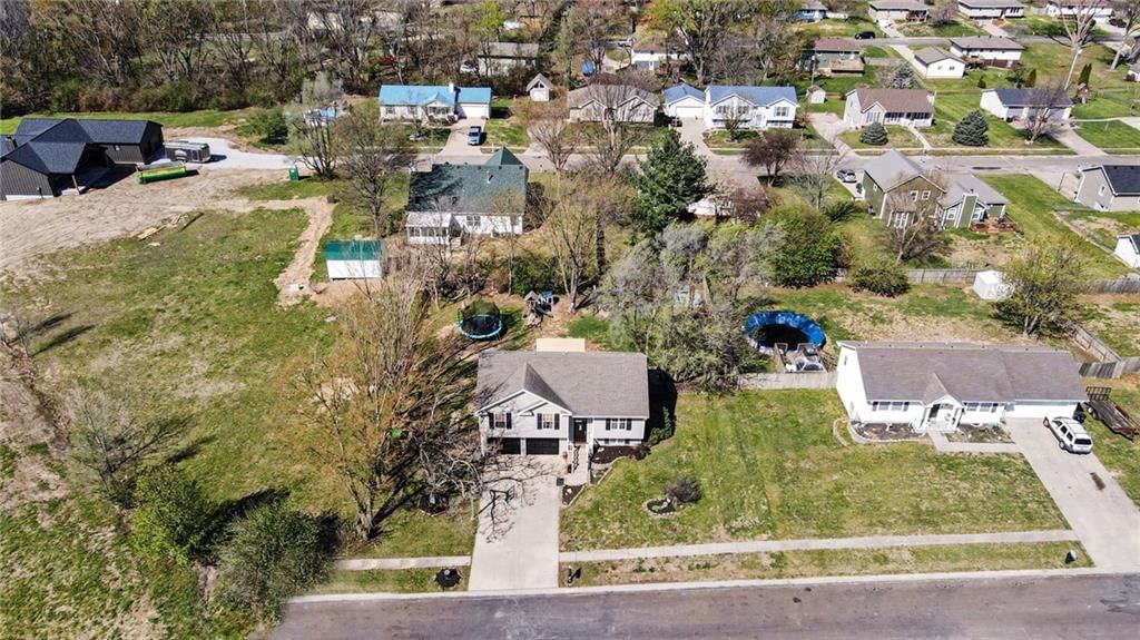 608 Castile Street — photo 32