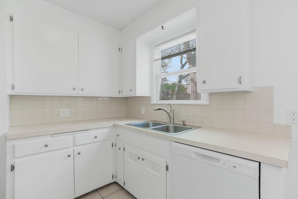 3010 W 47th Terrace — photo 7