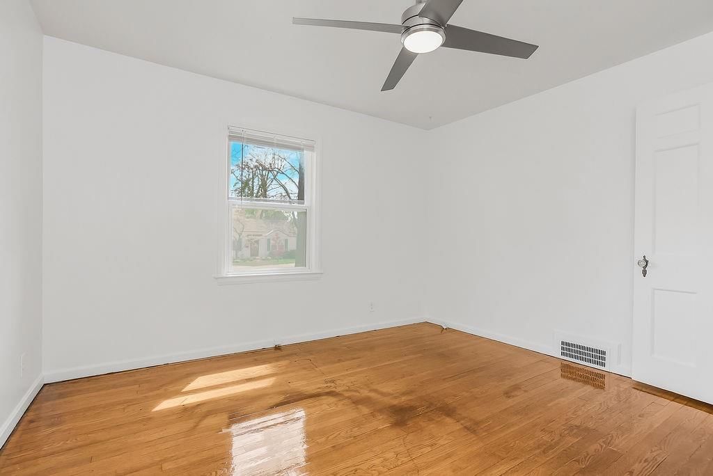 3010 W 47th Terrace — photo 9