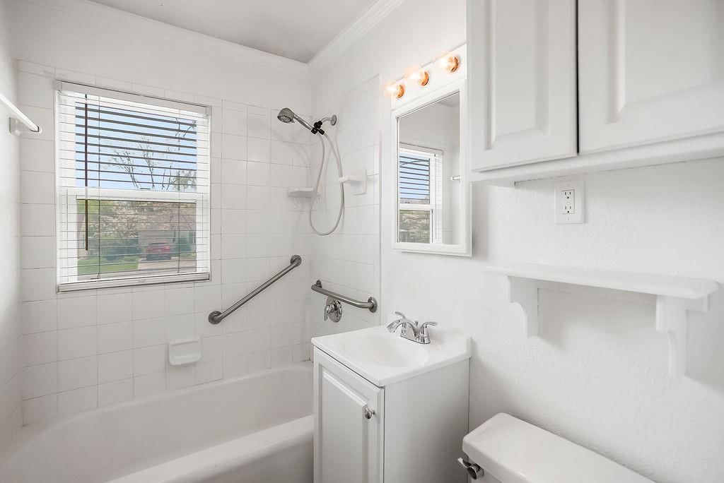 3010 W 47th Terrace — photo 10