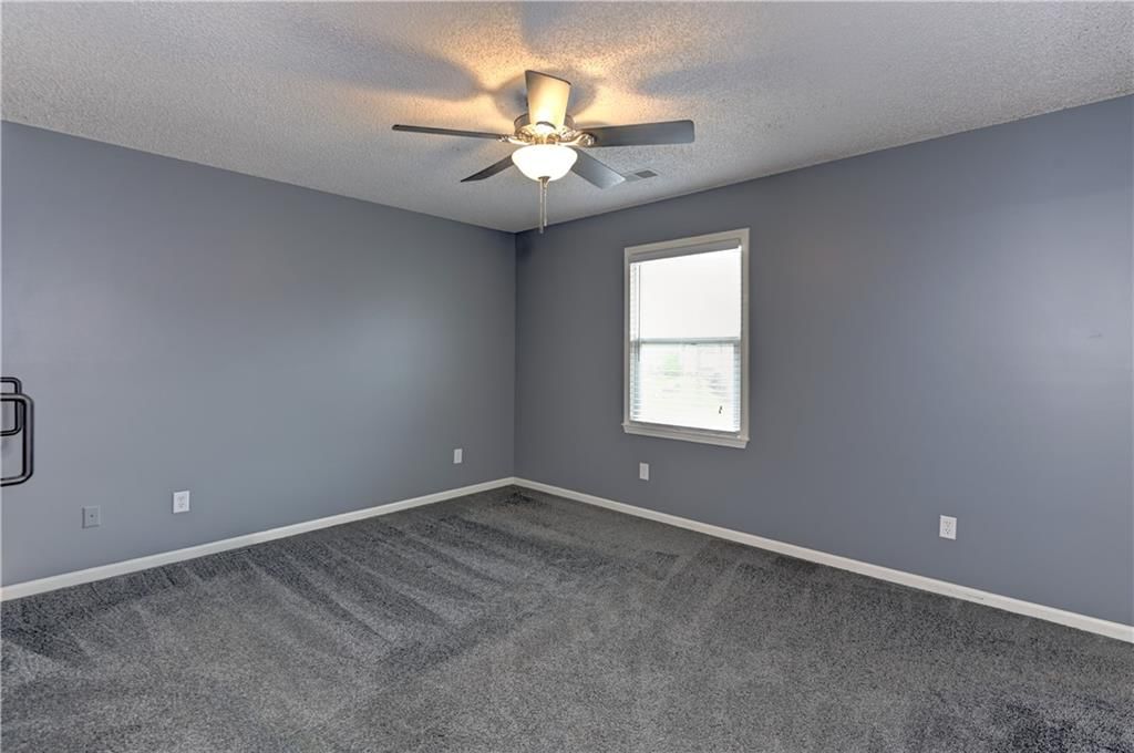 8020 N EVERTON Avenue — photo 33