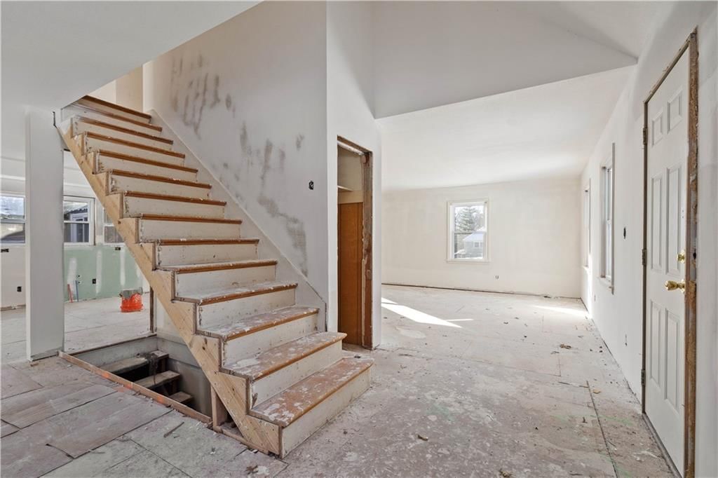 9647 Lee Boulevard — photo 9