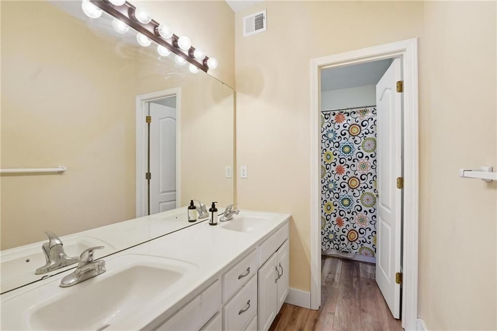 13107 W 137th Court — photo 11
