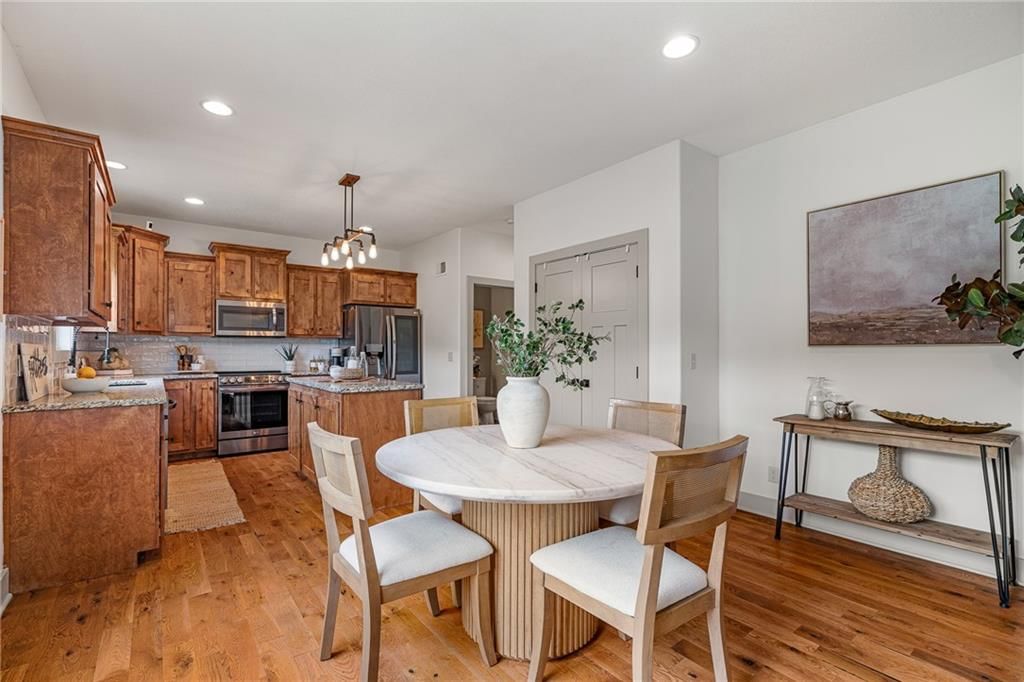 22359 W Cedar Street — photo 8