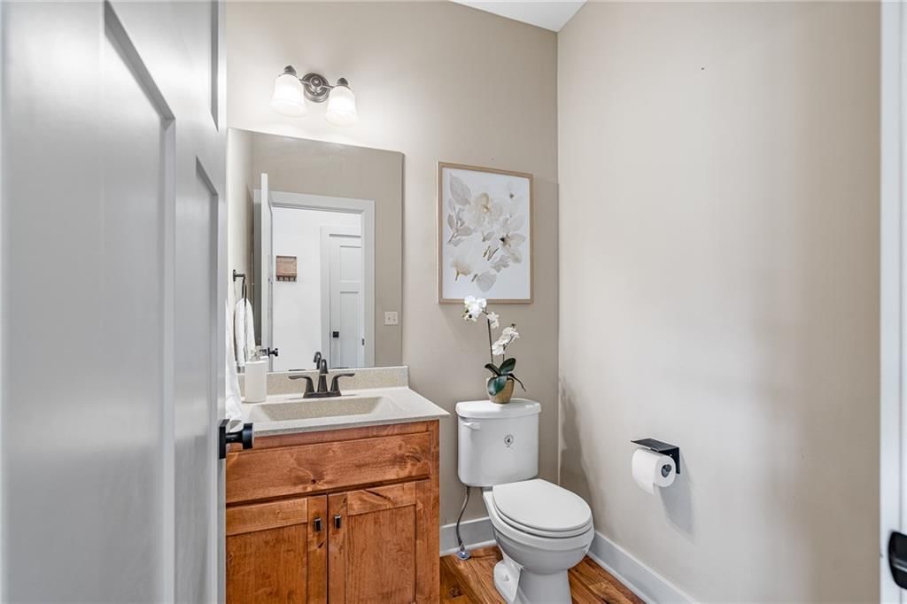22359 W Cedar Street — photo 10
