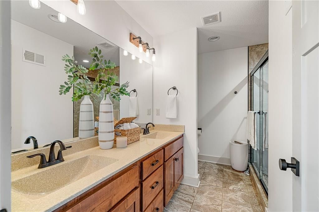 22359 W Cedar Street — photo 13