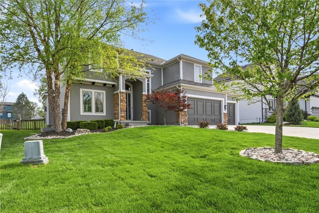 1021 SW Drake Circle — photo 3