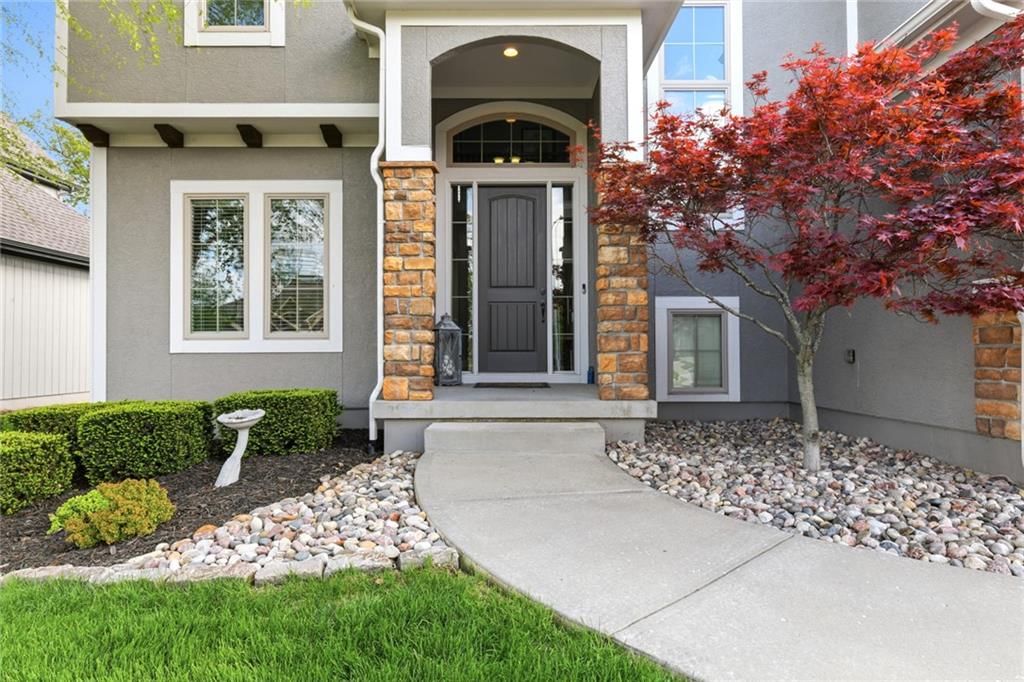 1021 SW Drake Circle — photo 4