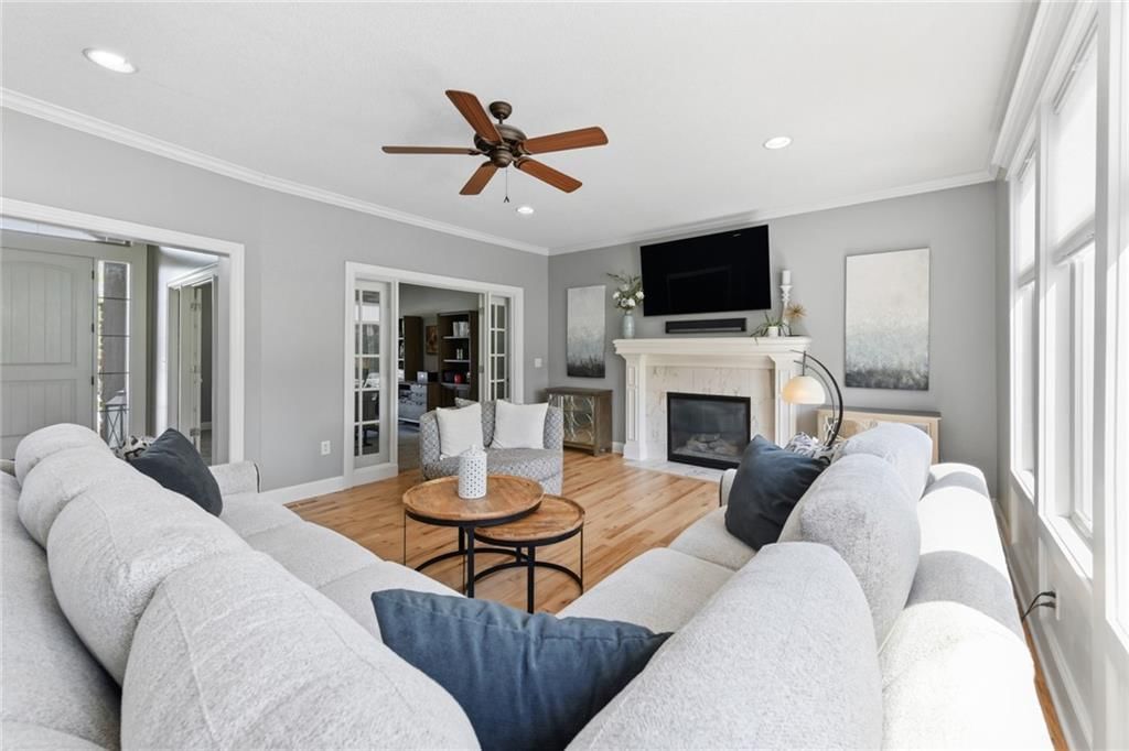 1021 SW Drake Circle — photo 8