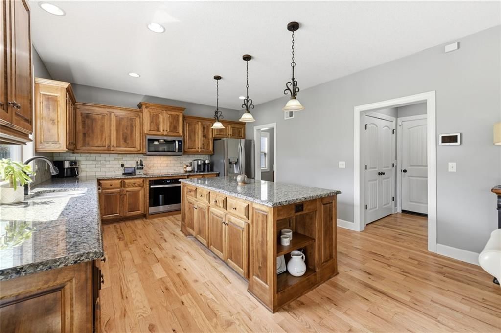 1021 SW Drake Circle — photo 18