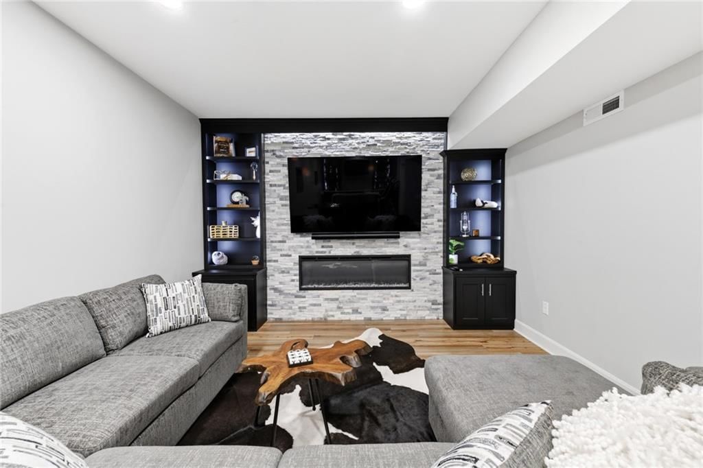 1021 SW Drake Circle — photo 43