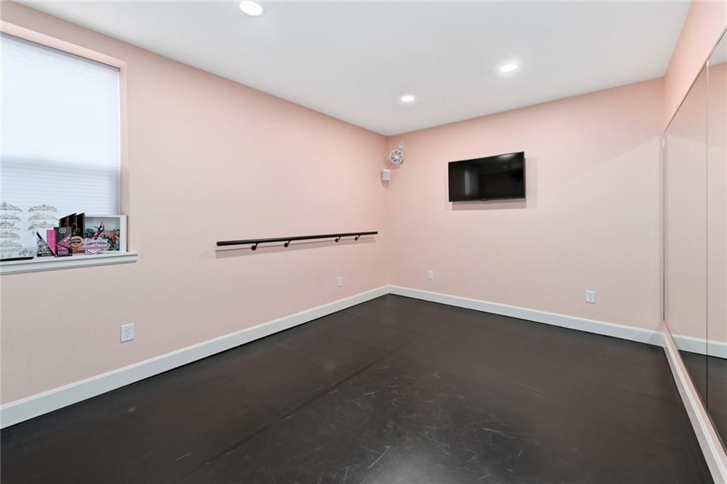 1021 SW Drake Circle — photo 45