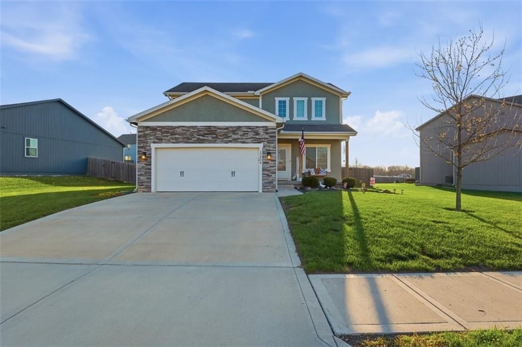 12434 Live Oak Circle — photo 2