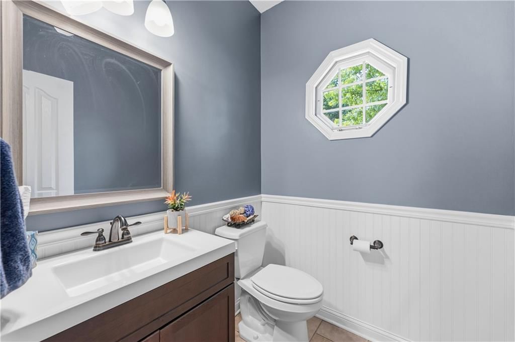 15964 W 160th Terrace — photo 8
