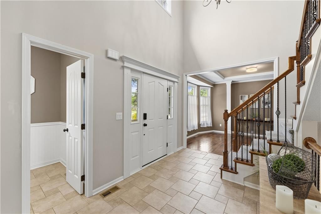 15964 W 160th Terrace — photo 9