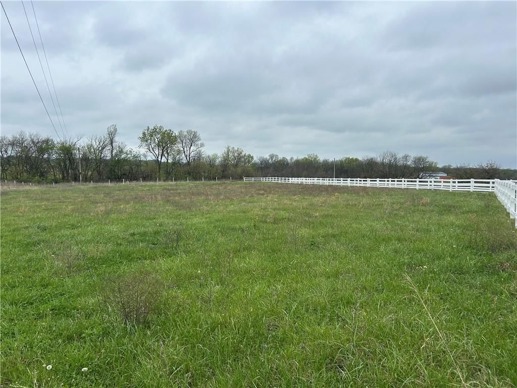 1379 NW M Highway — photo 23