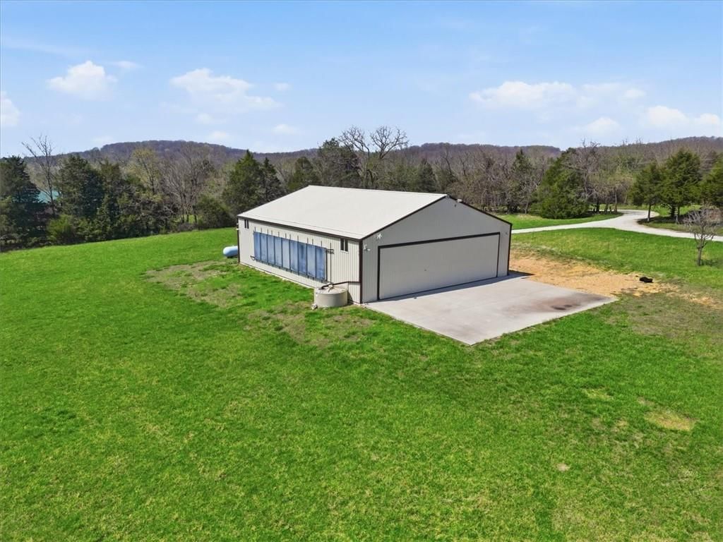 21756 Flippin Road — photo 3
