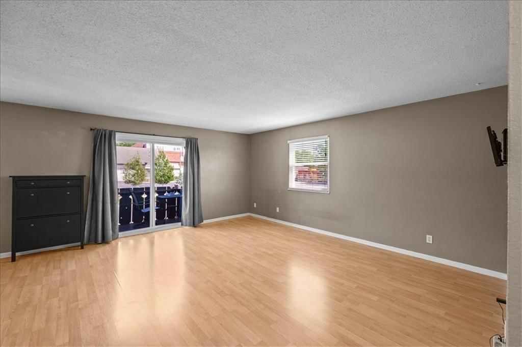 6232 Robinson Street — photo 12