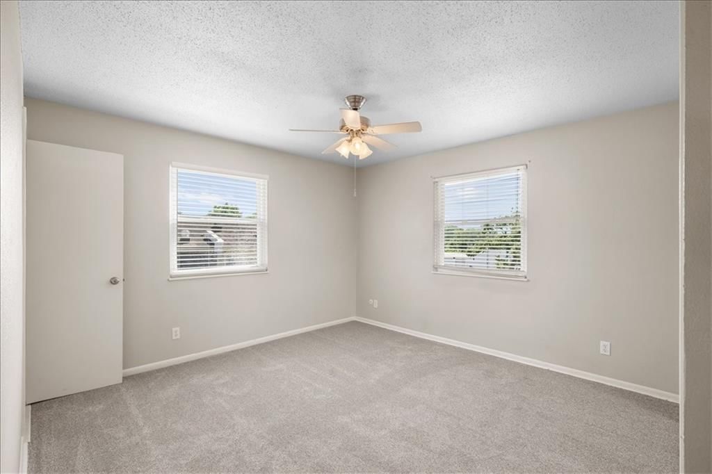6232 Robinson Street — photo 15