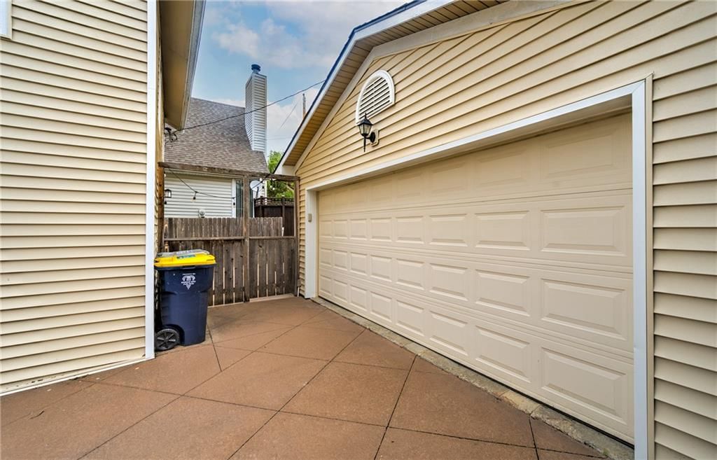 4629 GENESSEE Street — photo 6
