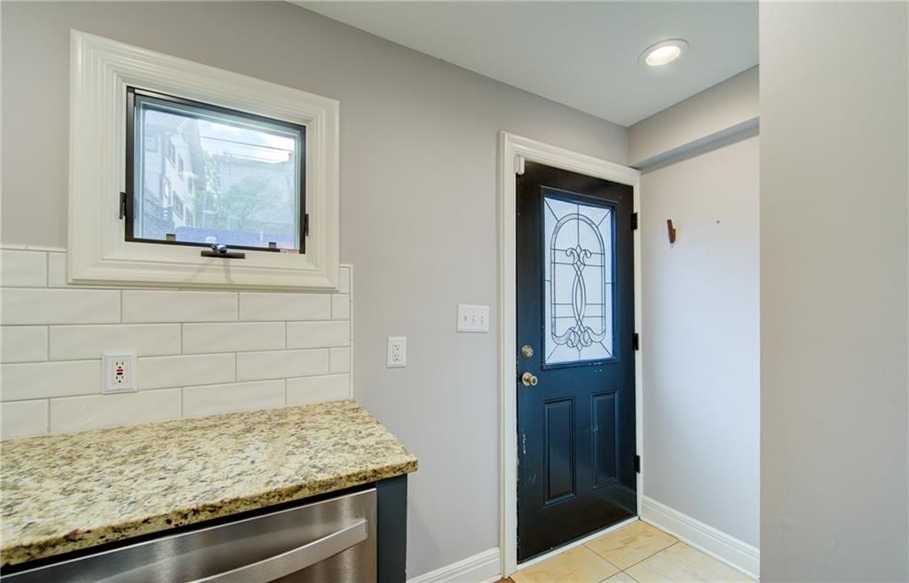 4629 GENESSEE Street — photo 17