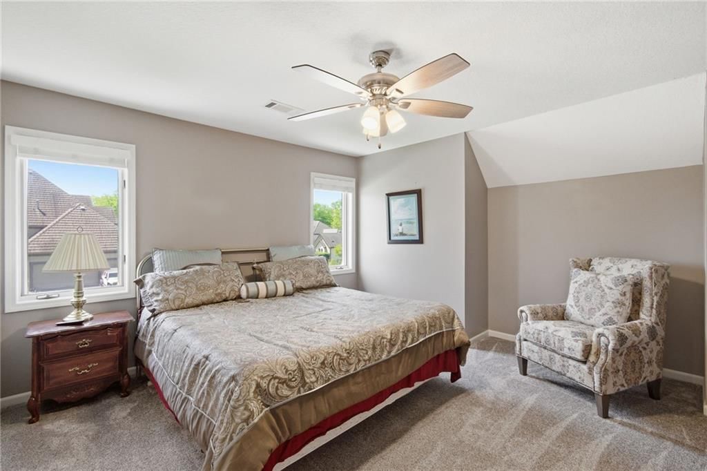 1025 NE Moss Point Road — photo 41