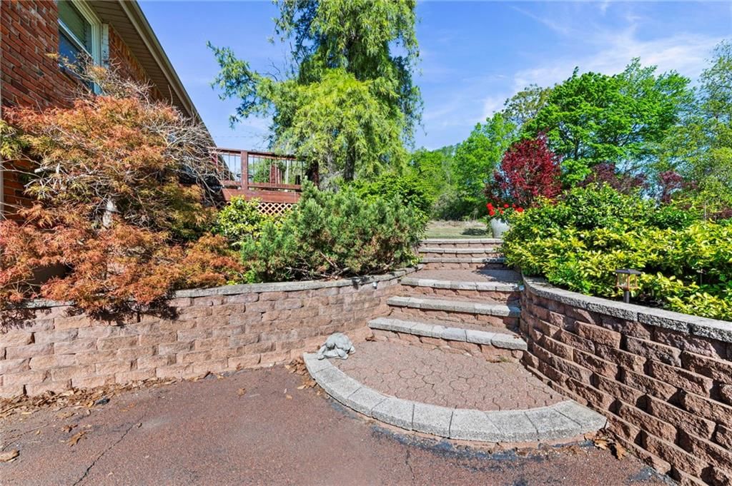17307 E Courtney Atherton Road — photo 5