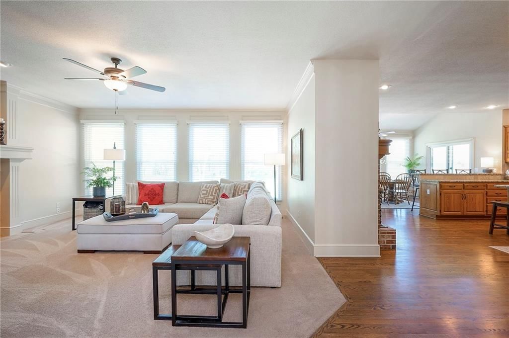 18440 Lamar Avenue — photo 14