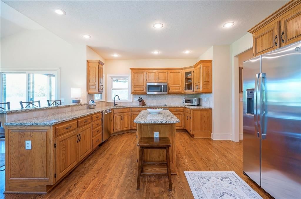 18440 Lamar Avenue — photo 22