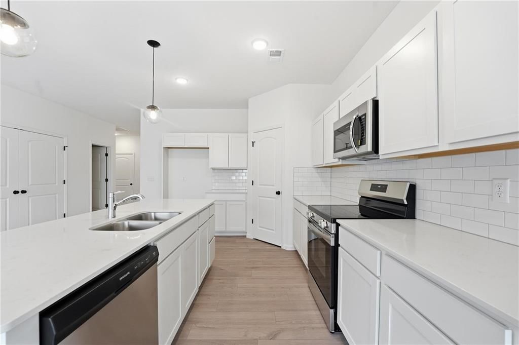 12427 S Aspen Lane — photo 9