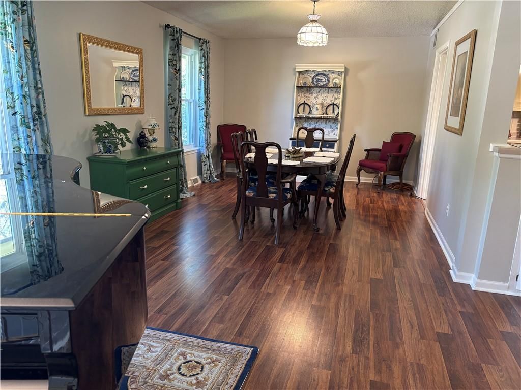 18307 Hanthorne Drive — photo 4