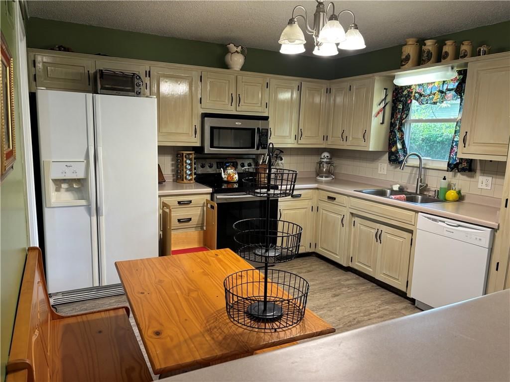 18307 Hanthorne Drive — photo 8