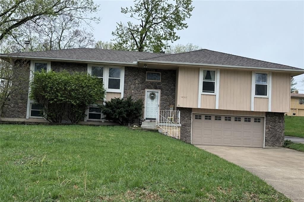 18307 Hanthorne Drive — photo 14