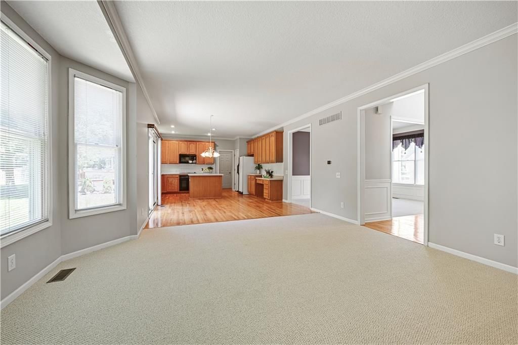 12462 Rosehill Street — photo 8