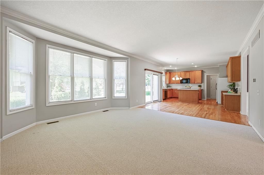 12462 Rosehill Street — photo 9