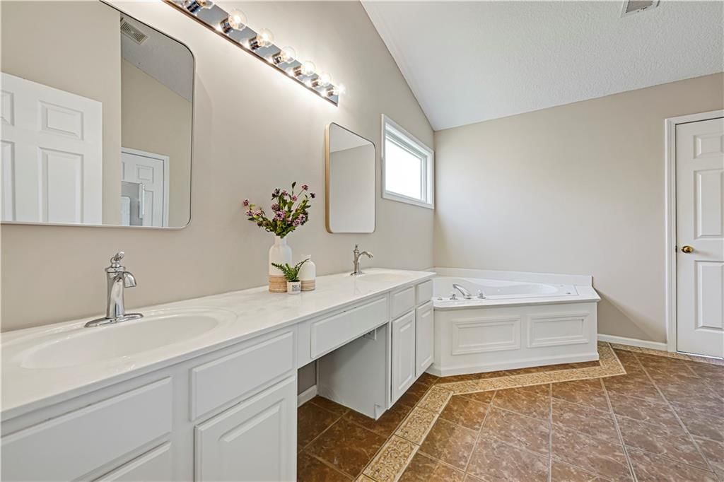 12462 Rosehill Street — photo 17