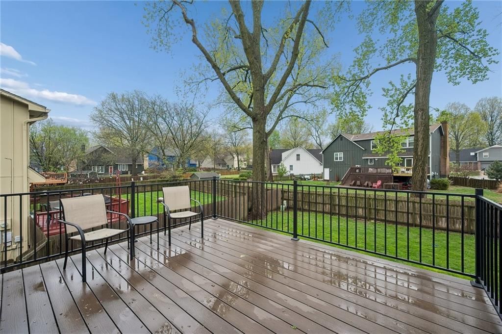 15909 W 149th Street — photo 5