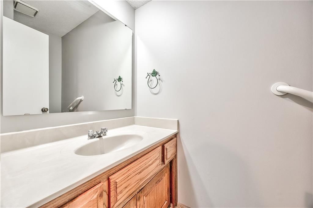 6505 Halsey Street — photo 7