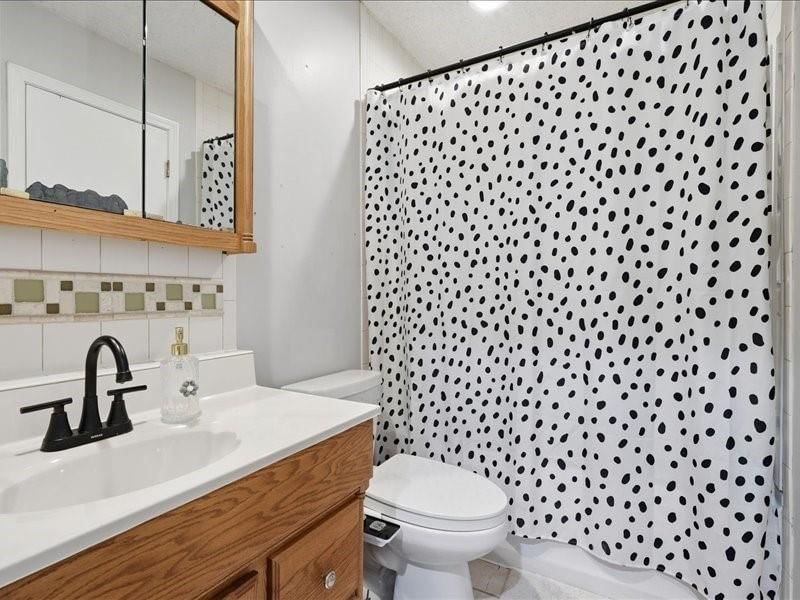 813 Valerie Lane — photo 21
