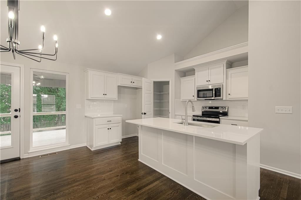 10139 N Poplar Avenue — photo 14