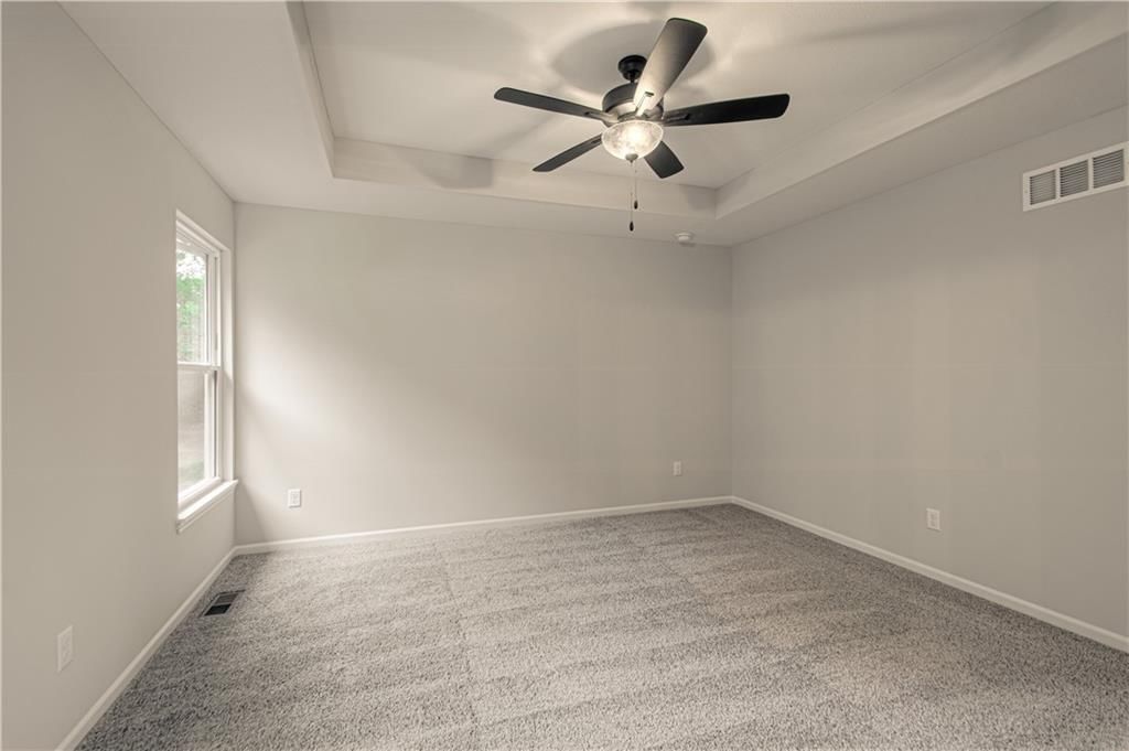 10139 N Poplar Avenue — photo 22