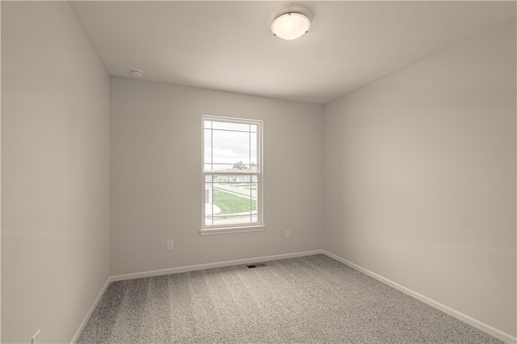 10139 N Poplar Avenue — photo 23