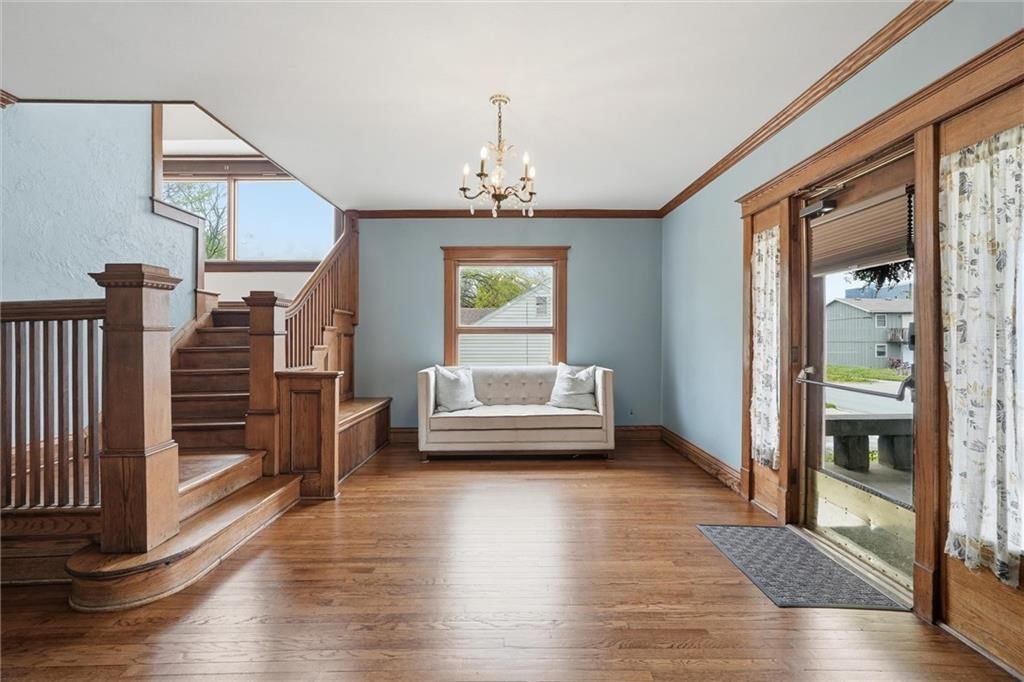 115 S Walnut Street — photo 4