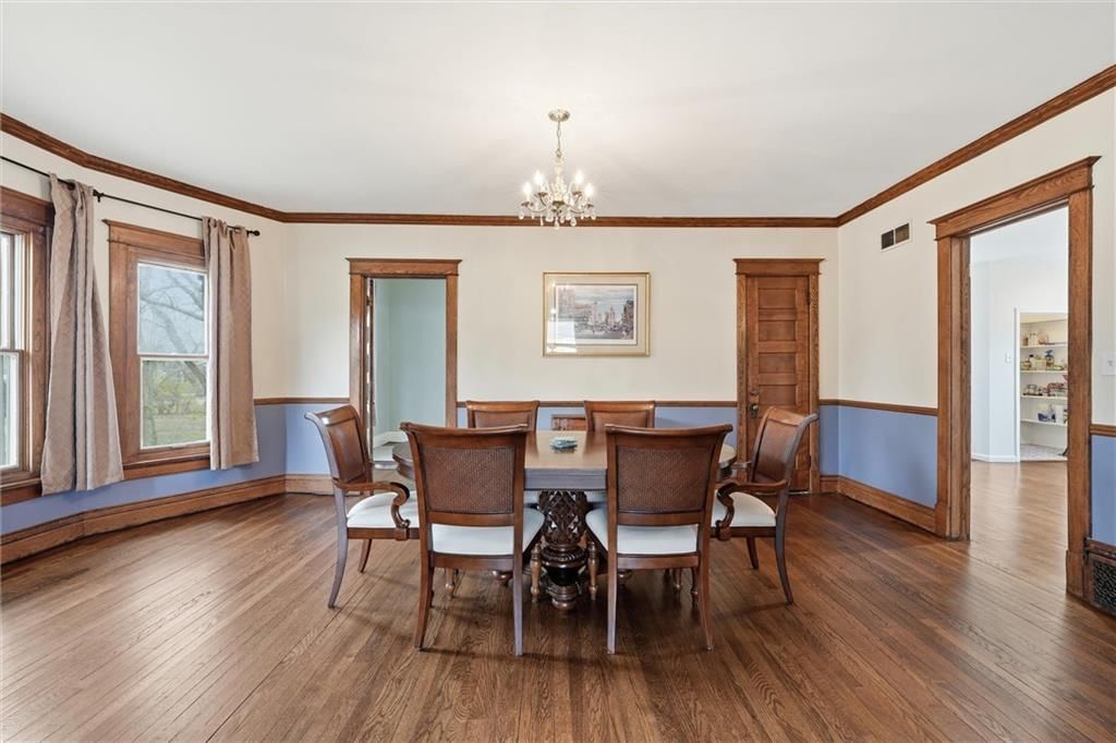 115 S Walnut Street — photo 11